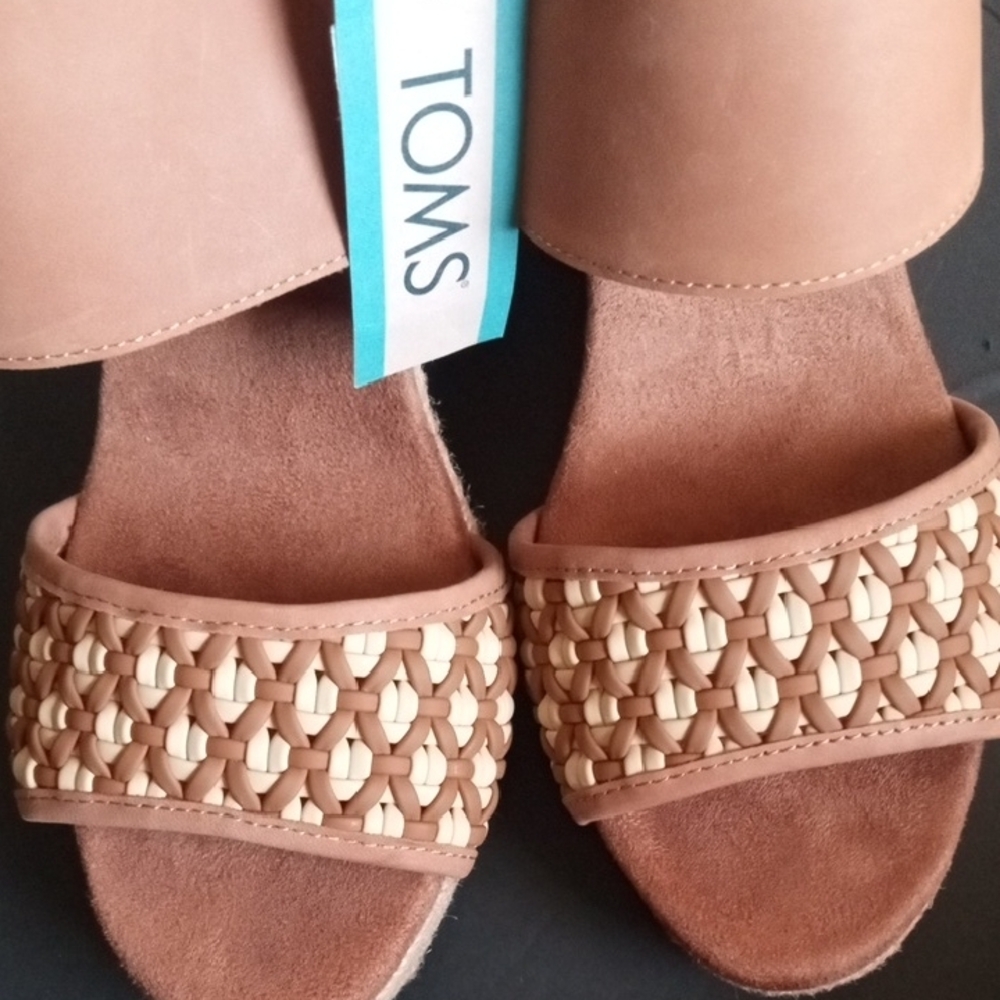 Toms Tan Woven Front Espadrille Block Heel Sandals NWT - Picture 4 of 16